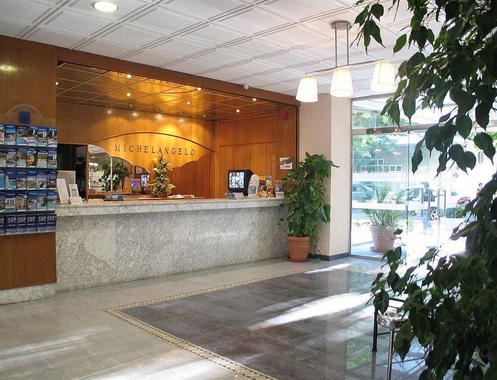 Apartamentos Best Michelangelo Salou Exterior photo